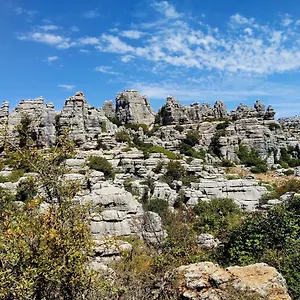 hotel-glamping-vive-tus-suenos-caminito-de-rey.es-andalucia.com/