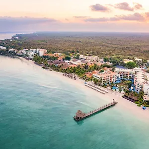 secrets-aura-cozumel.allrivieramayahotels.com/