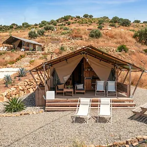 hotel-glamping-vive-tus-suenos-caminito-de-rey.es-andalucia.com/